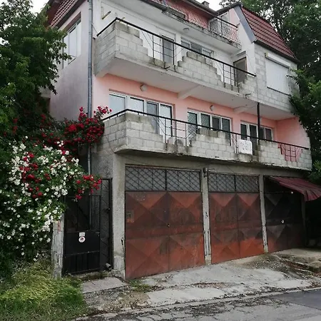 Trakia Guest house 2*