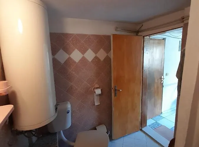 בית הארחה Trakia 2*