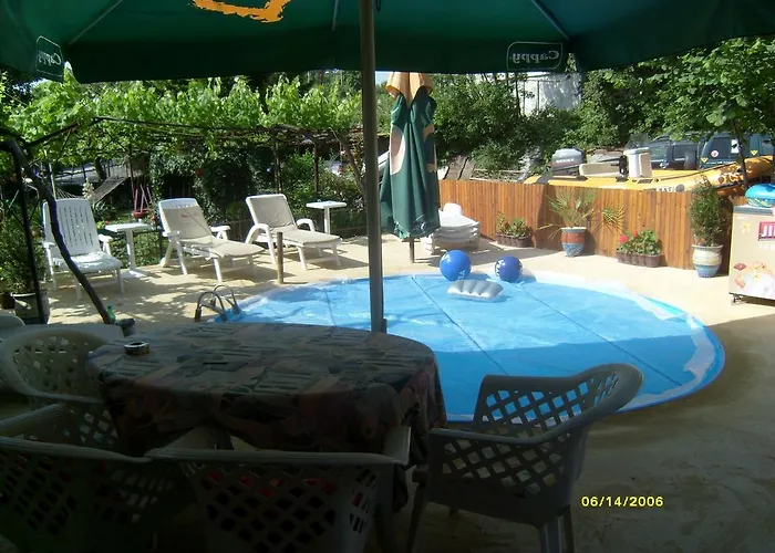 Trakia בית הארחה